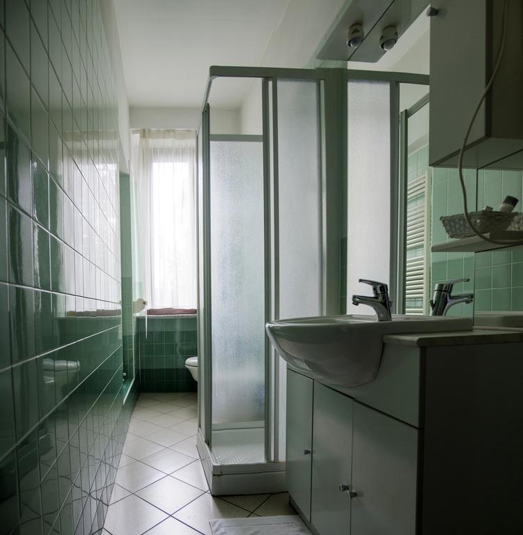 Hotel Michelangelo Arona Kamer foto